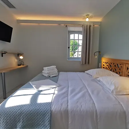 Domaine Jolidetour Climatise, Piscine Et Tennis Prives Saint-Crepin-et-Carlucet