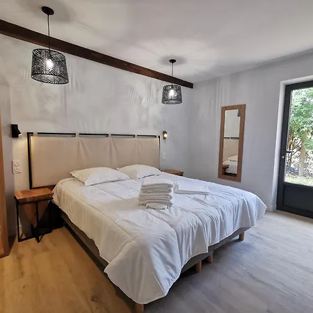 Domaine Jolidetour Climatise, Piscine Et Tennis Prives * Saint-Crepin-et-Carlucet