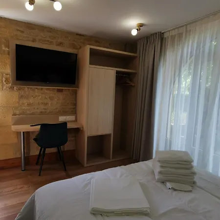 Resort Domaine Jolidetour Climatise, Piscine Chauffee, Tennis *