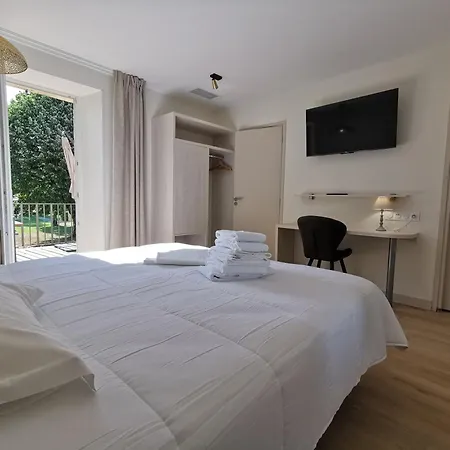 Domaine Jolidetour Climatise, Piscine Et Tennis Prives Saint-Crepin-et-Carlucet