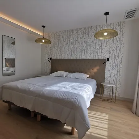 Domaine Jolidetour Climatise, Piscine Et Tennis Prives リゾート Saint-Crépin-et-Carlucet