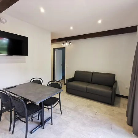 Domaine Jolidetour Climatise, Piscine Chauffee, Tennis *
